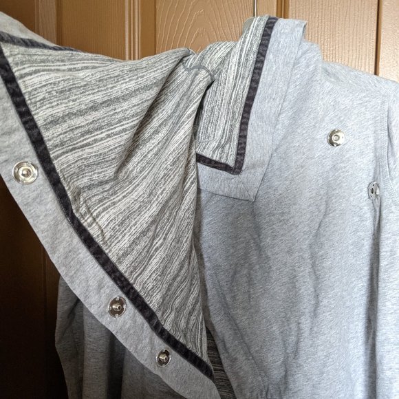 Lululemon Wrap Sweater / Wrap Jacket - Size 4 - Picture 2 of 6